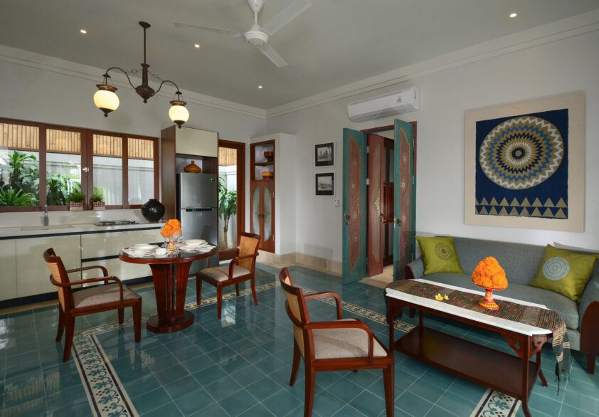 1-Bedroom Suite With Pool Access(2)
